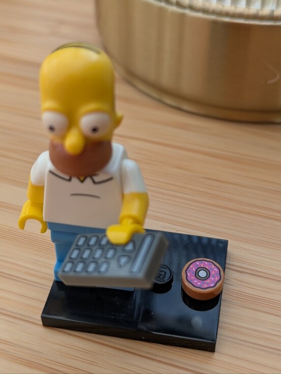 Lego Other - Lego Minifigure Simpsons S1#1 - Homer